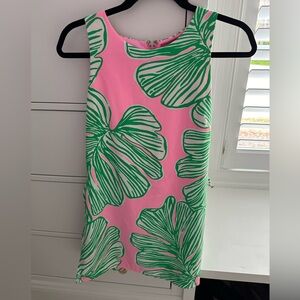 Lilly Pulitzer Romper - Excellent condition.
